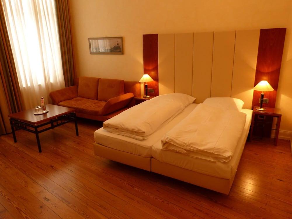 Hotel Vorbach Гамбург Экстерьер фото