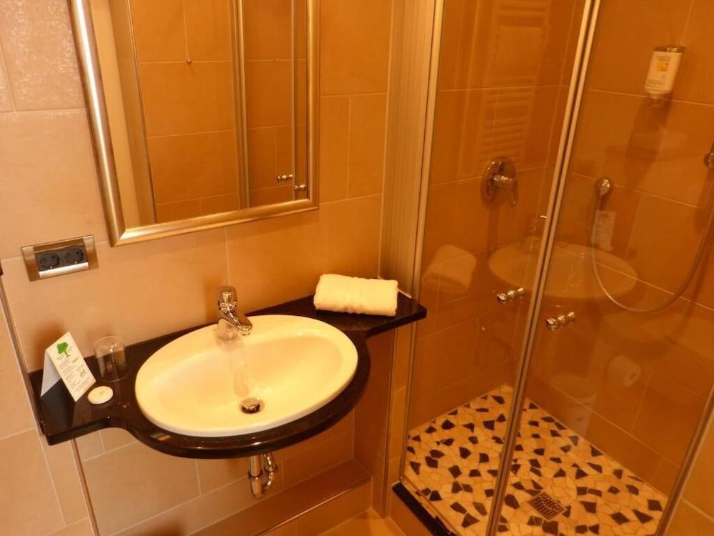 Hotel Vorbach Гамбург Экстерьер фото