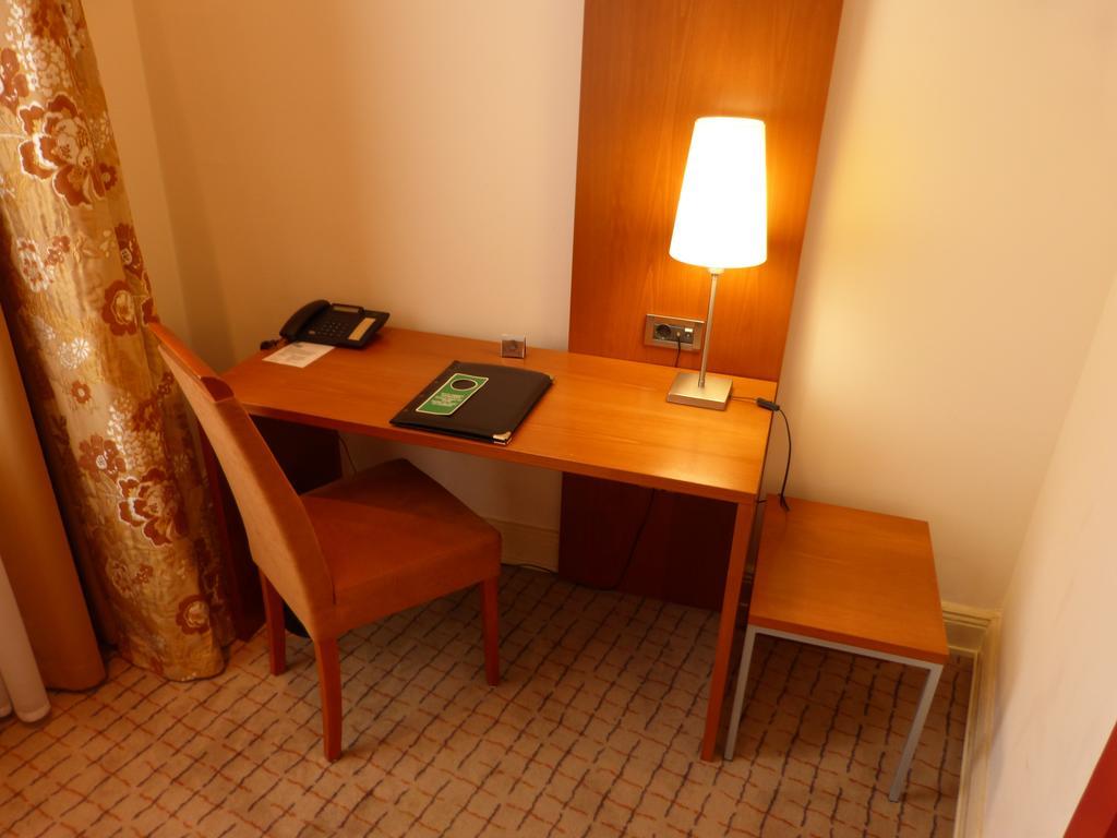Hotel Vorbach Гамбург Экстерьер фото